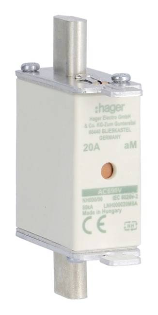 Fusible portant l'inscription 'Hager', 20A, aM, en métal et plastique, orienté verticalement, avec des bornes de connexion argentées.