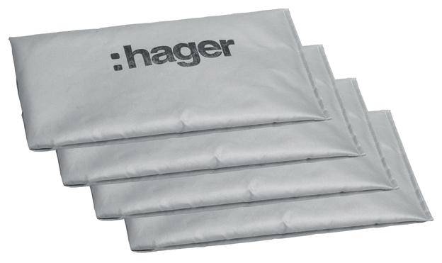 Quatre enveloppes grises avec le logo de 'hager', empilées et disposées de manière uniforme.