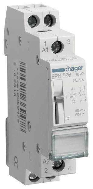 Un relais électrique de commutation Hager, modèle EPN 526, avec un interrupteur de 16 AX et un marquage pour les bornes de connexion.