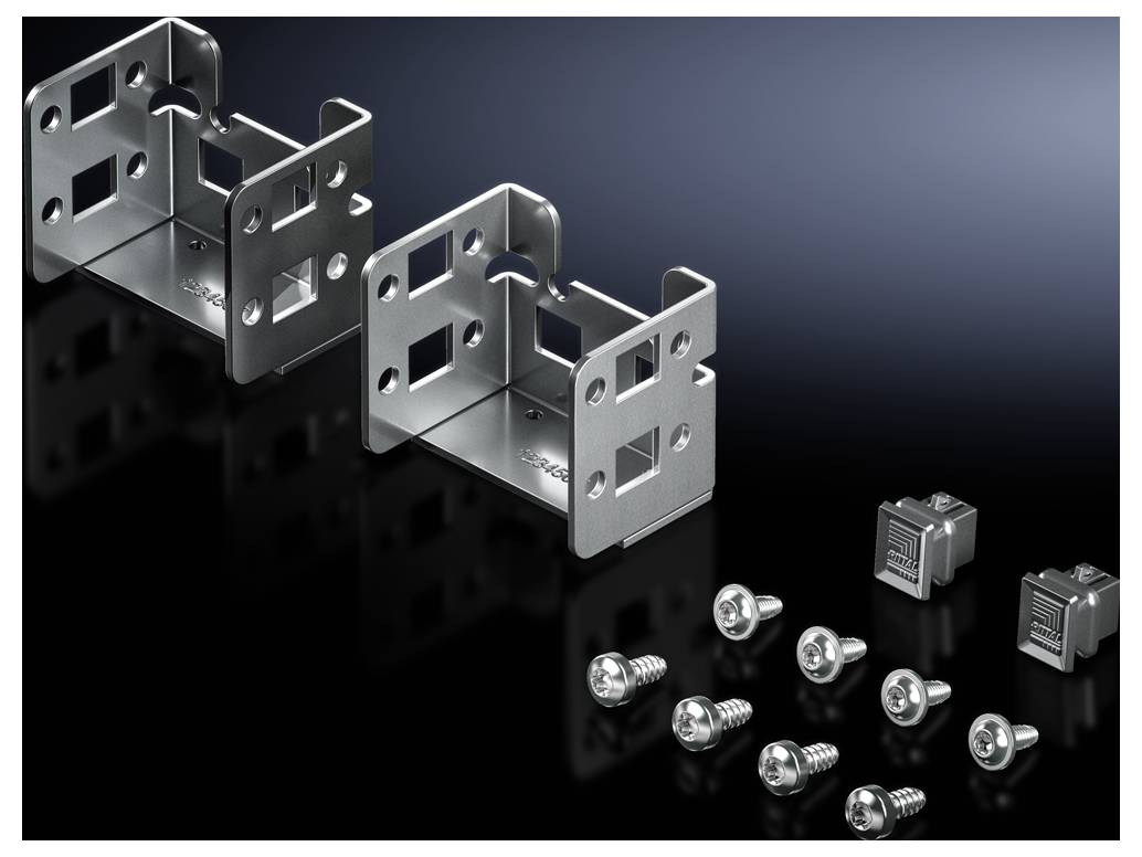Deux supports métalliques avec accessoires de montage et vis, sur un fond noir. Les accessoires sont probablement destinés à la fixation d'équipements techniques.