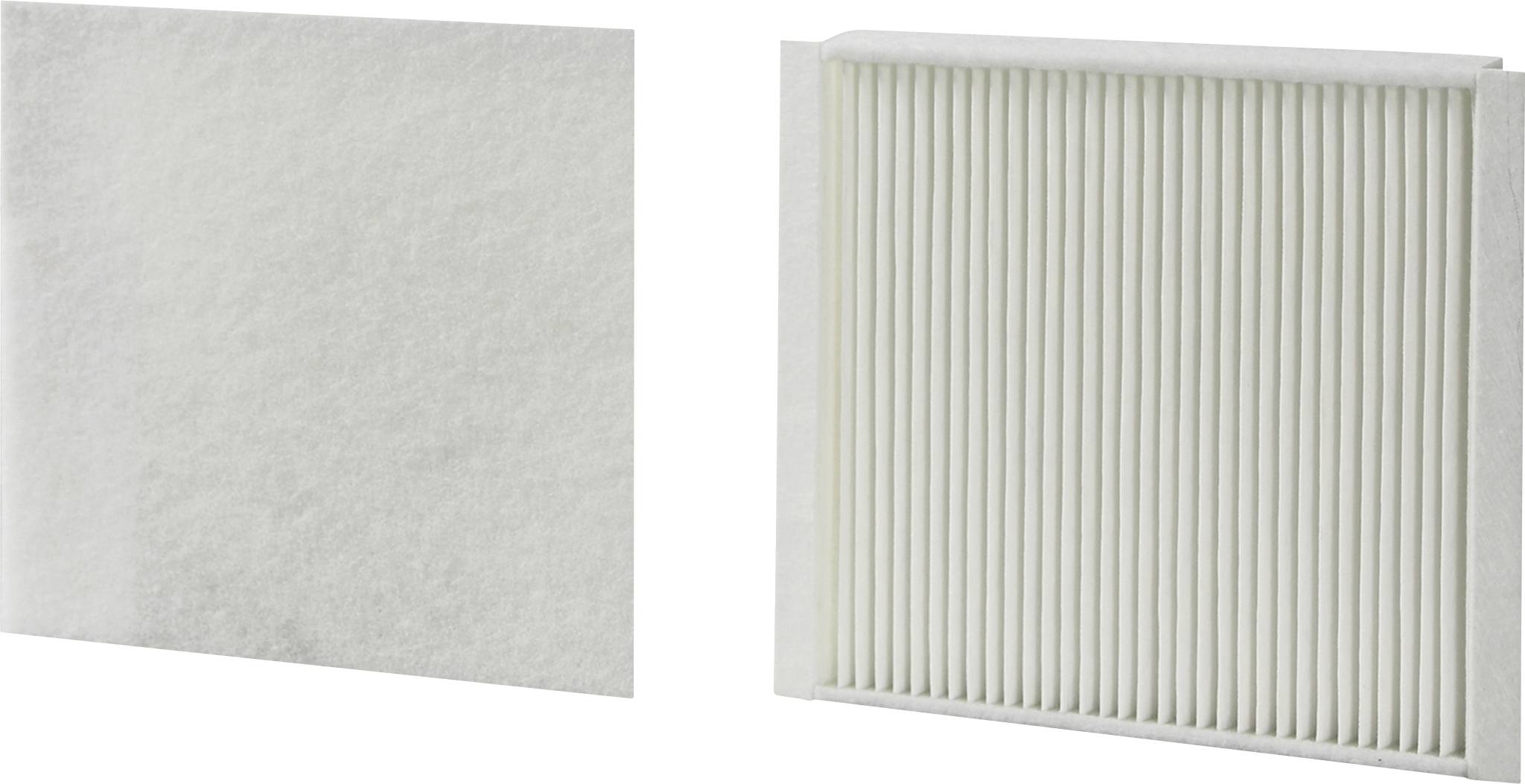 Deux filtres à air : à gauche, un filtre plat en tissu fibreux, à droite, un filtre plissé à design nervuré.