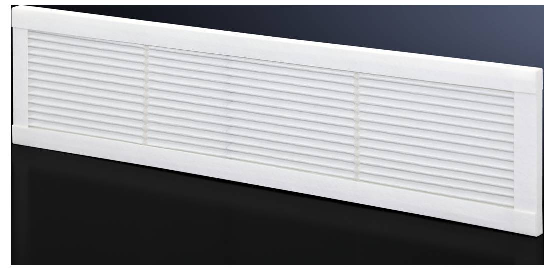 Grilles de ventilation blanches sur fond noir, rectangulaires avec des lamelles horizontales, destinées à la circulation de l'air dans les murs ou les plafonds.
