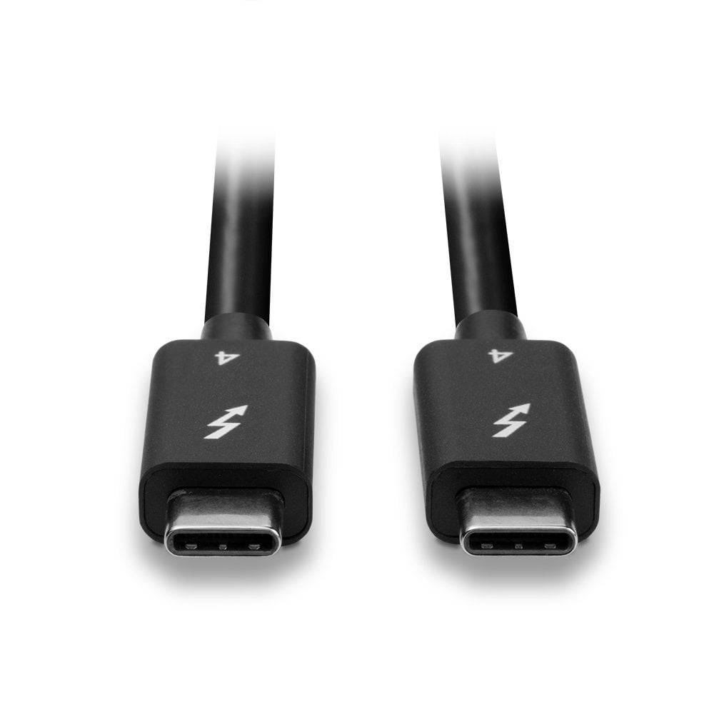 Deux câbles USB-C avec des connecteurs recouverts de noir et portant un symbole d'éclair, symbolisant un transfert de données à haute vitesse.