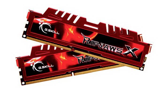 Deux modules de RAM rouges de la marque G.SKILL Ripjaws X, disposés côte à côte. Ils sont destinés à l'extension de la mémoire d'un ordinateur.