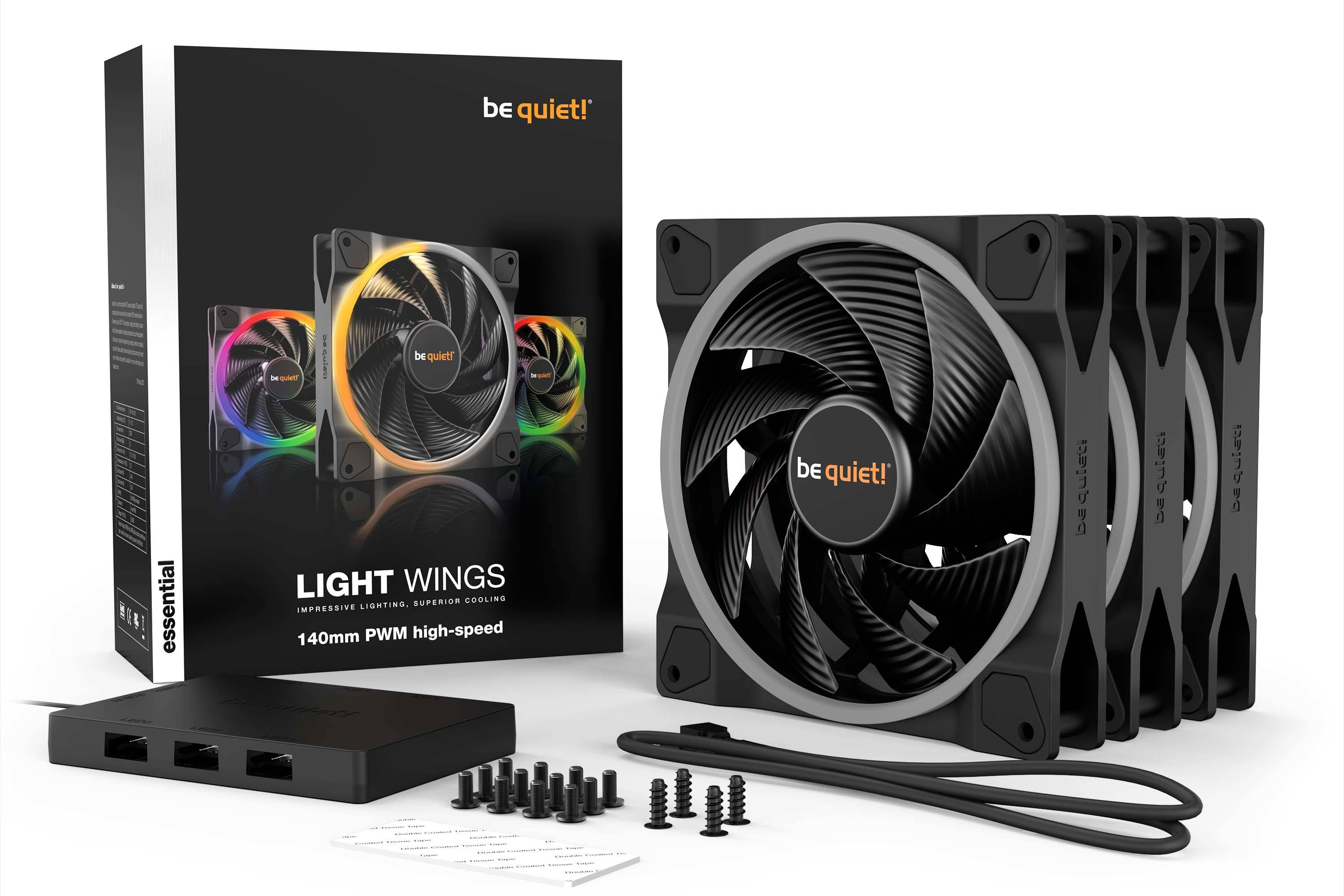 'Trois ventilateurs PC be quiet! Light Wings, avec éclairage RVB et matériel de montage, présentés avant l'emballage.'