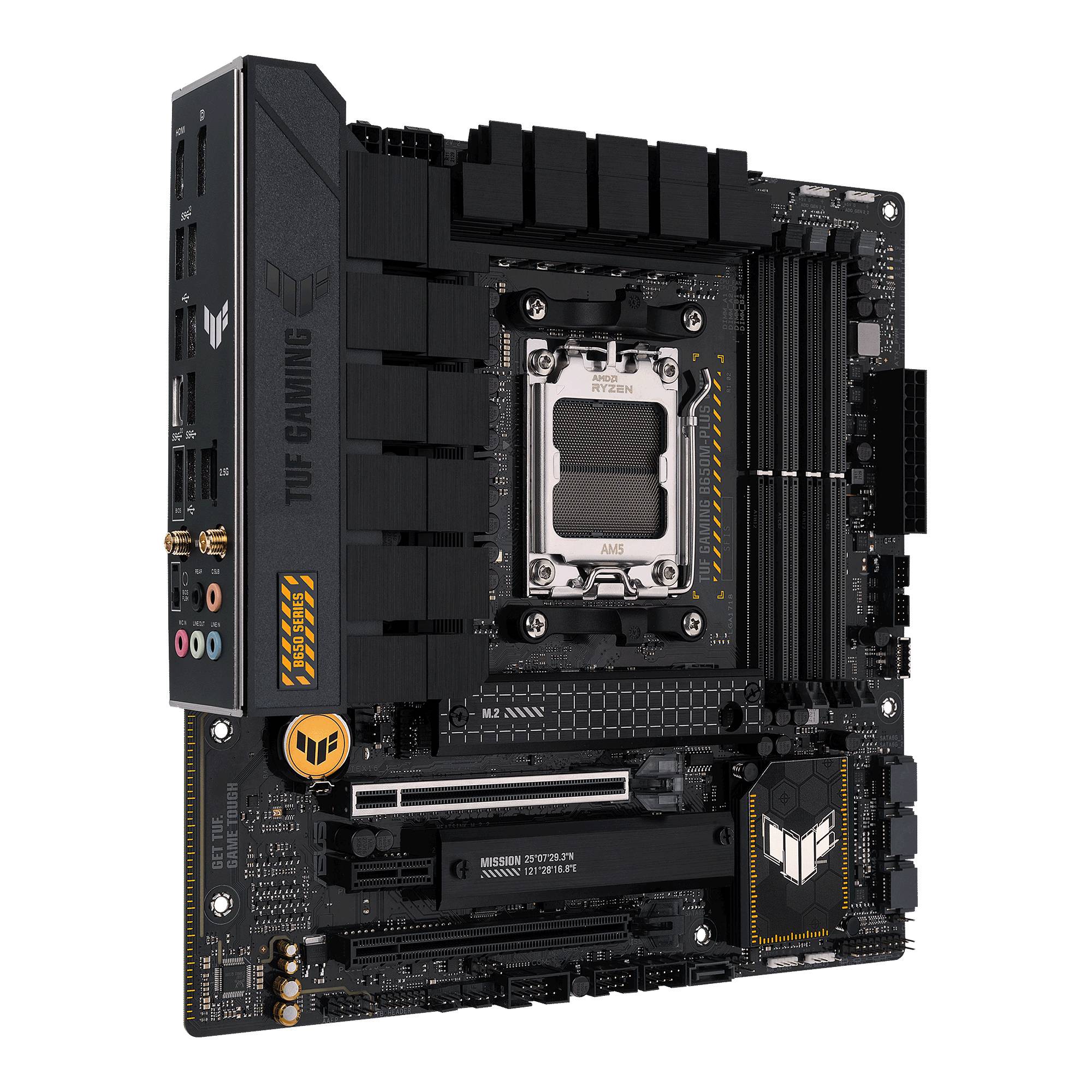 Une carte mère portant l'inscription 'TUF GAMING', équipée de plusieurs emplacements pour RAM, d'un emplacement pour processeur et de diverses connexions.