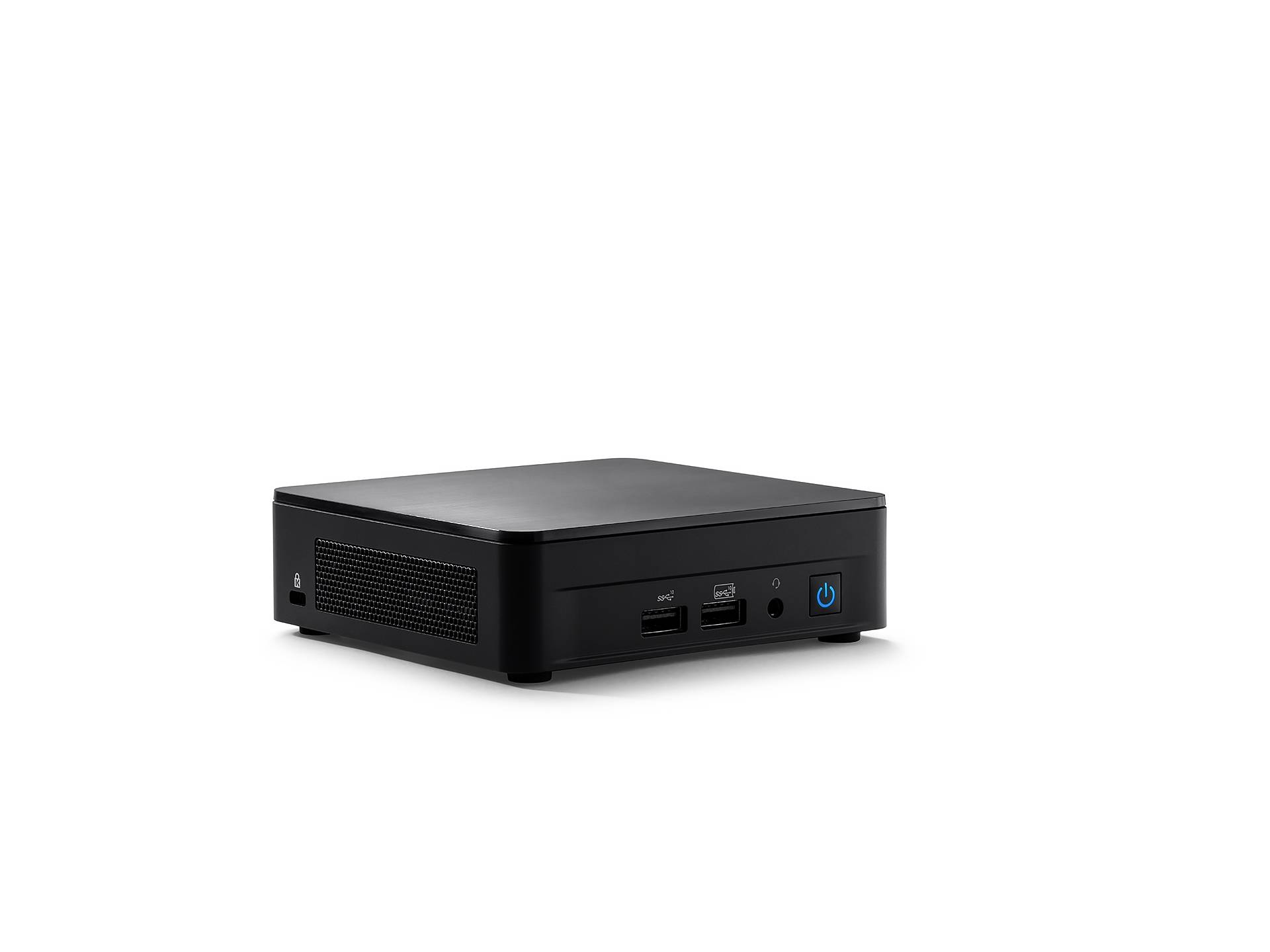 Mini-PC compact de forme carrée en noir, avec des orifices de ventilation sur les côtés, plusieurs ports à l'avant et un symbole de mise en marche bleu.
