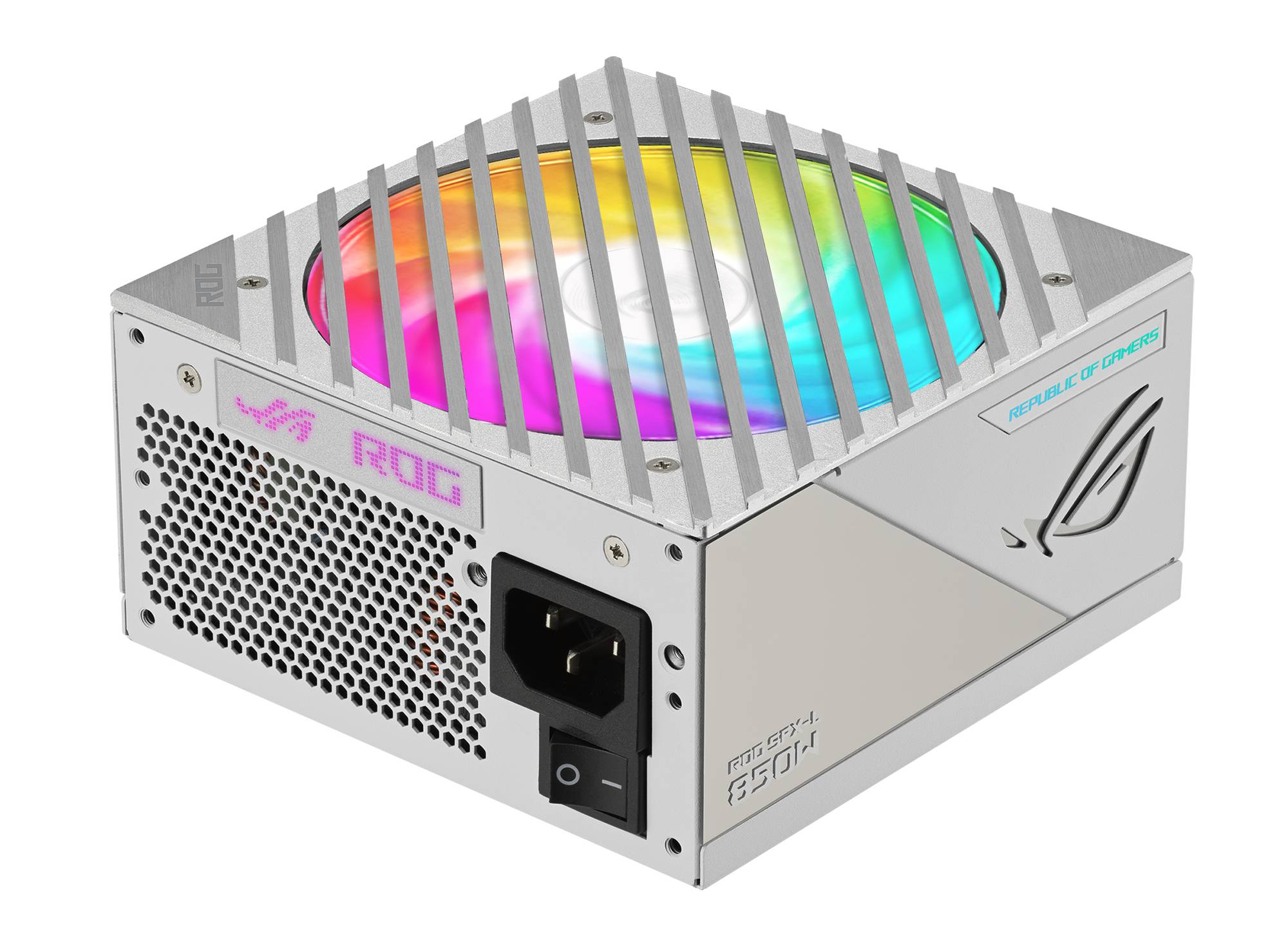Un bloc d'alimentation d'ordinateur argenté avec un ventilateur LED coloré en haut, un logo de marque et des ports à l'avant.