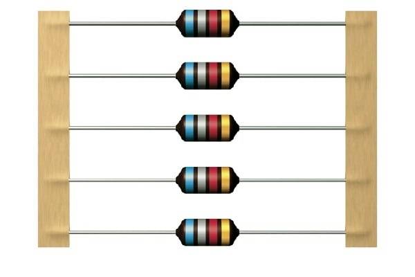 Un abaque avec cinq barres horizontales, chacune portant des perles colorées utilisées pour représenter des nombres ou des valeurs.