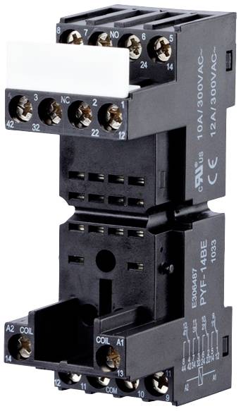 Relais électromécanique avec bornes noires pour câblage, étiquette blanche sur le dessus ; adapté pour 10A/300VAC, 12A/300VAC.