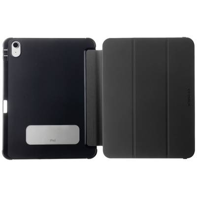 Une tablette noire dans un étui de protection. L'étui est légèrement ouvert et montre l'arrière de la tablette avec un emblème argenté.
