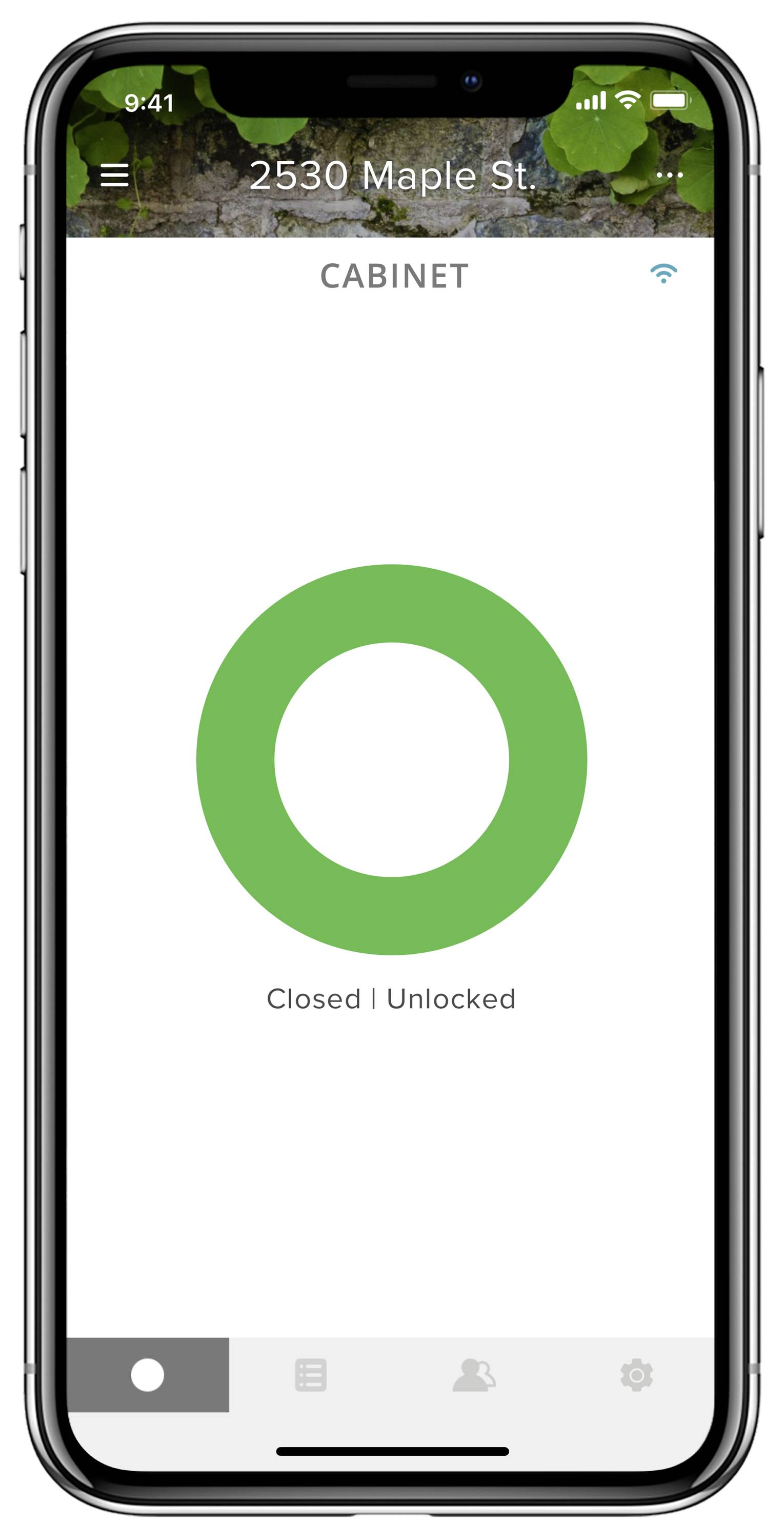 Interface d'application pour le contrôle d'un placard. Un cercle vert indique que le placard est fermé et déverrouillé.