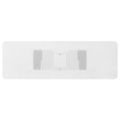 Une puce NFC rectangulaire avec antenne, similaire à un pansement et boîtier transparent, pour la transmission de données sans fil.