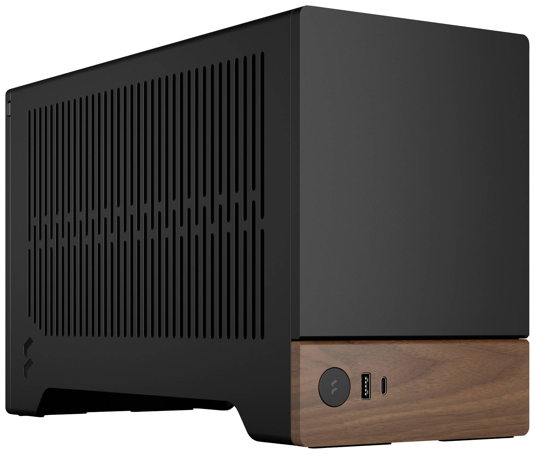 Boîtier d'ordinateur noir et minimaliste avec des détails en bois sur la façade, des fentes de ventilation sur le côté, et un port USB à l'avant.