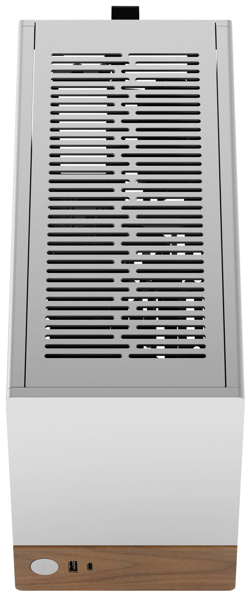 Un boîtier d'ordinateur argenté, vertical, avec des fentes de ventilation en haut. En bas, des connexions sont situées sur une base en bois.