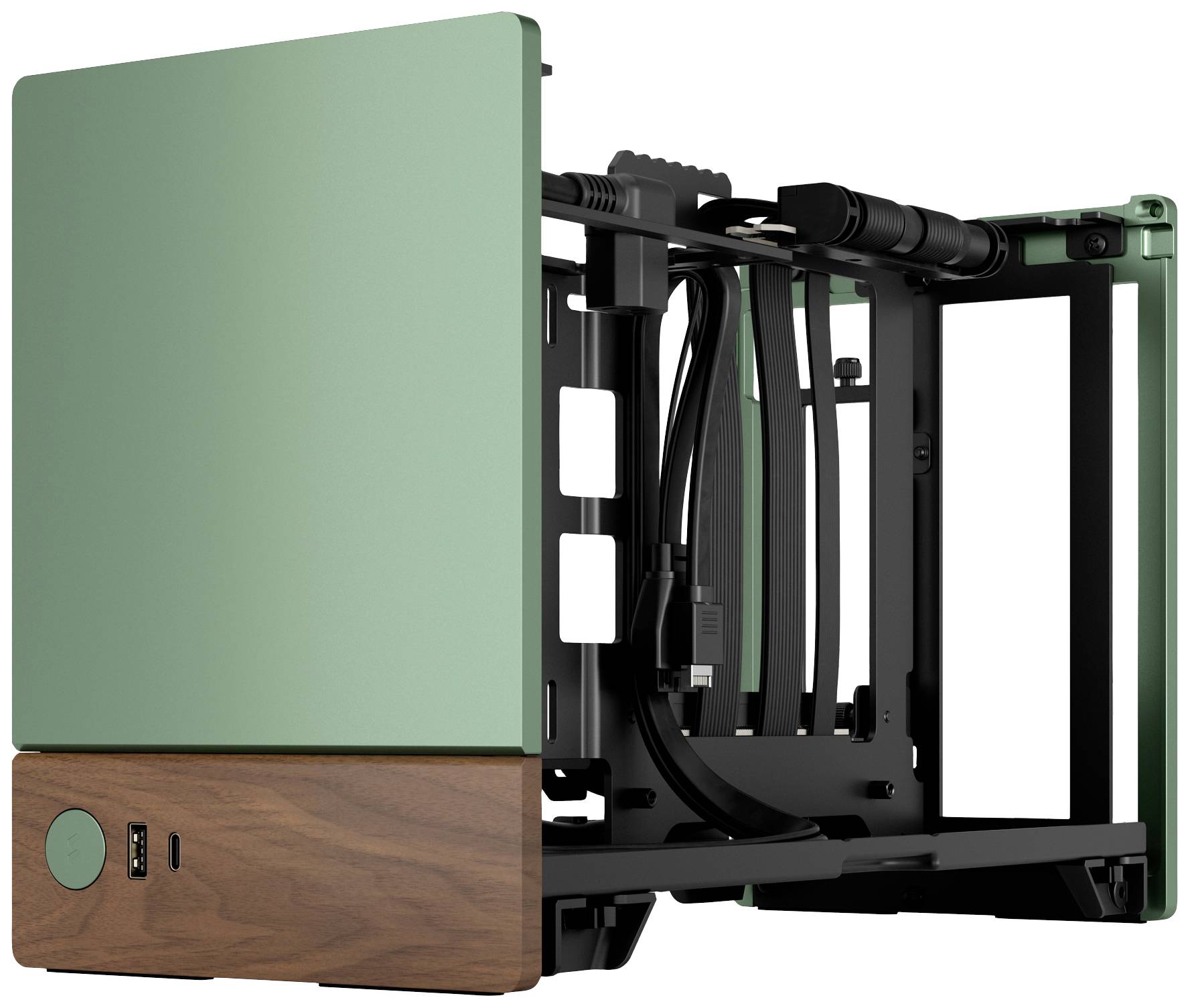 Un boîtier d'ordinateur ouvert avec un panneau avant vert et un élément en bois. Câbles et connexions internes visibles, vue latérale.