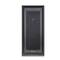 Un boîtier PC noir de Thermaltake avec une grille de ventilation verticale à l'avant. Design épuré et moderne.