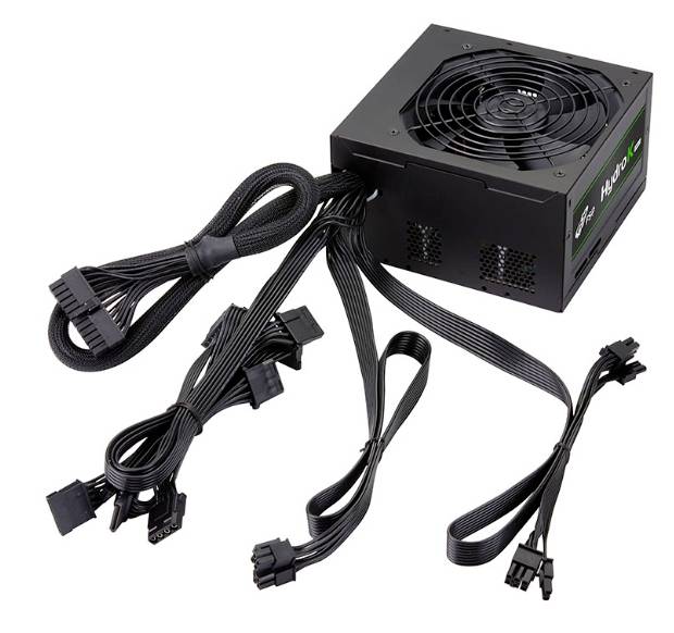 Un bloc d'alimentation noir pour ordinateur avec ventilateur et plusieurs câbles de différents connecteurs, adapté pour l'installation dans un PC.