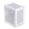 Un cube de boîtier PC blanc avec des côtés en maille pour une ventilation améliorée. Comprend des ports USB et audio sur la façade.