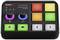 'RØDE Streamer X' : Une interface audio avec des boutons, des écrans couleur et des commandes, spécialisée dans les enregistrements 4K et le mixage audio.