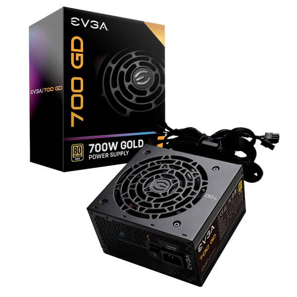 Bloc d'alimentation EVGA 700W GD avec certification 80 Plus Gold. Design noir avec grille de ventilation. Livré dans son emballage d'origine.