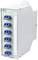 Un adaptateur à fibre optique multiport avec six emplacements bleus. Adapté aux câblages réseau pour des applications techniques.