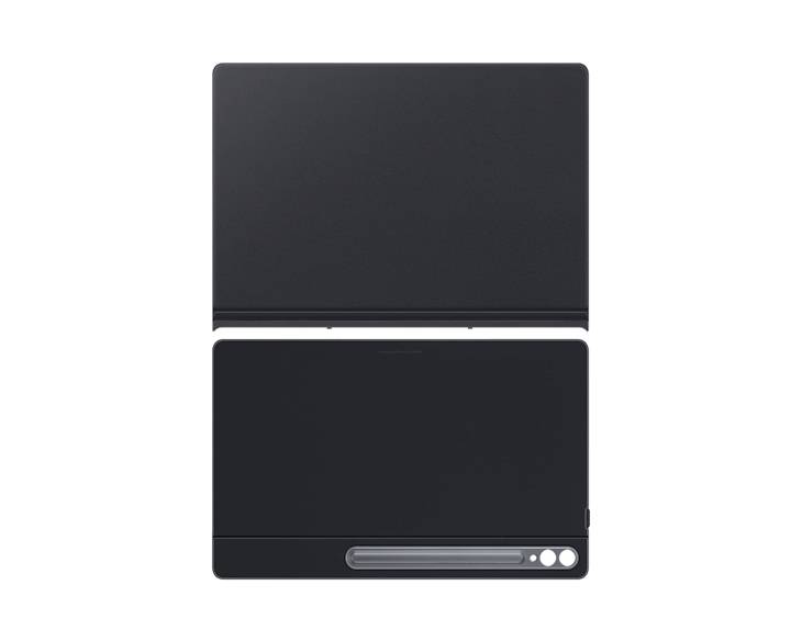 Deux appareils noirs, dont l'un avec une découpe pour appareil photo, sont placés côte à côte. Ils semblent plats et rectangulaires.