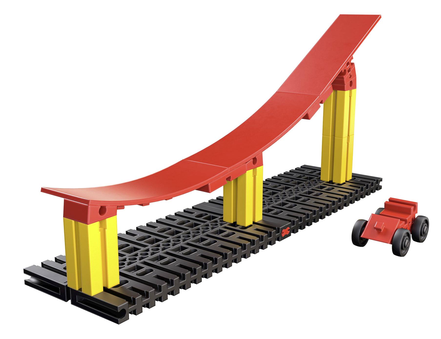 Circuit de voitures de course en plastique avec rampe rouge, colonnes jaunes et petite voiture rouge à côté.