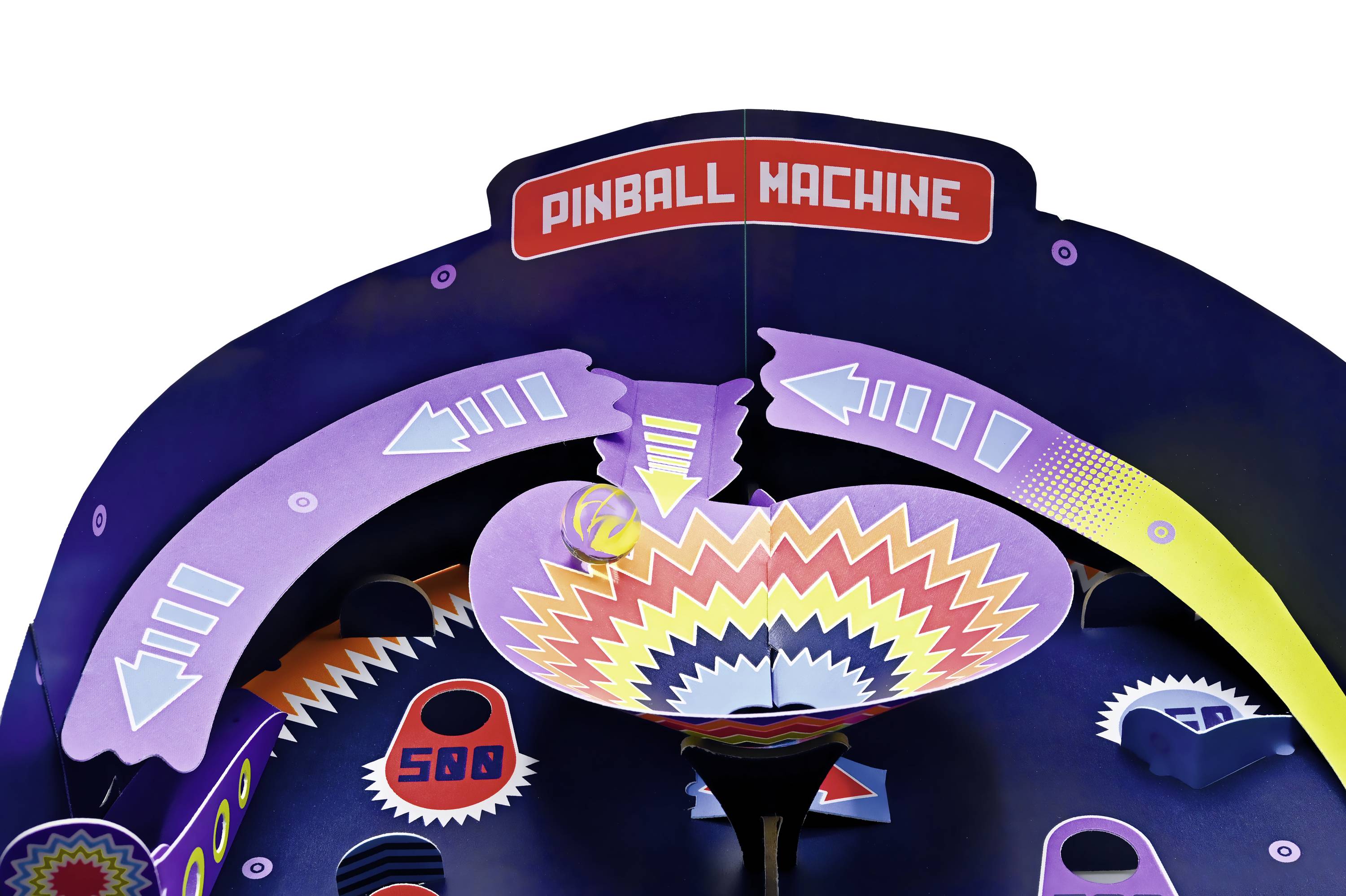 Un flipper coloré avec des graphismes lumineux et des objectifs clairs. Une bille descend la rampe et s'approche d'un score de 500 points.