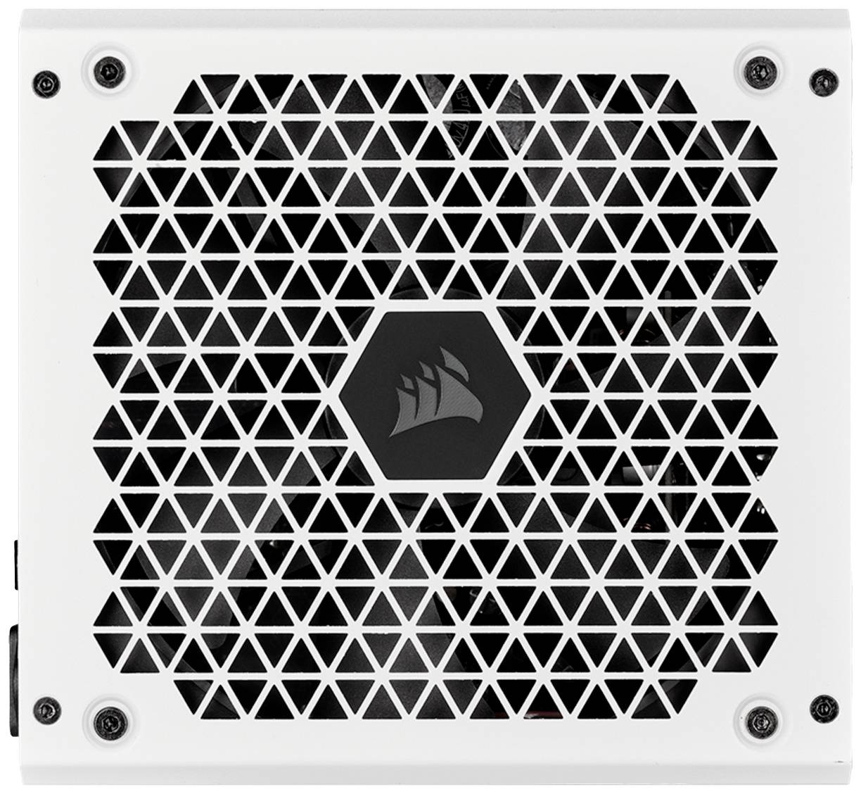 Un bloc d'alimentation blanc pour ordinateur avec un motif en nid d'abeille sur la grille de ventilation, reconnaissable à son logo central.