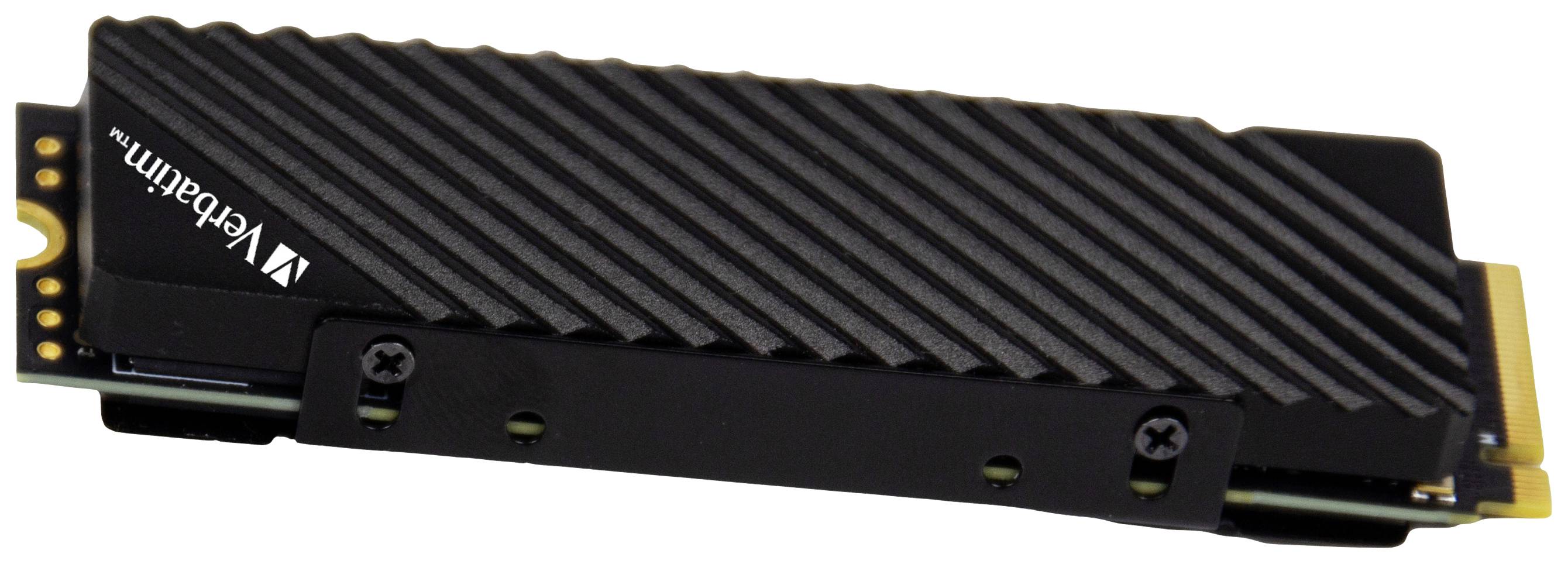 Un SSD M.2 noir avec dissipateur thermique et contact doré, portant la marque 'Verbium', est posé sur une surface blanche.