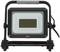 Un projecteur de chantier noir à LED avec un boîtier rectangulaire et de nombreuses LED visibles. Conçu pour une utilisation dans les travaux de construction.