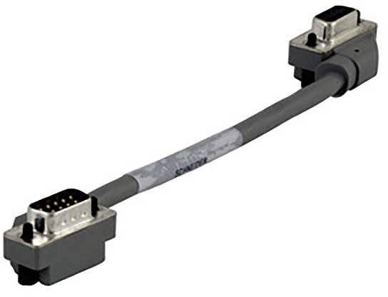 Câble avec deux connecteurs D-Sub à 9 broches à chaque extrémité, adapté aux connexions série.