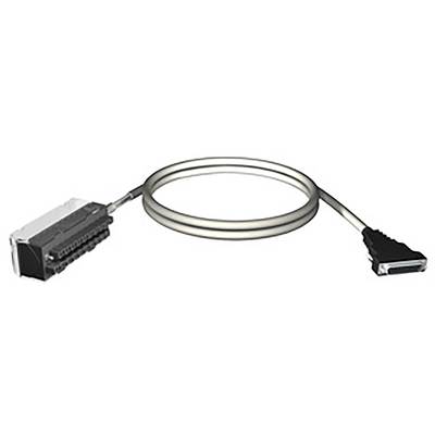 Un câble d'ordinateur long avec une fiche plate à une extrémité et une fiche multipolaire à l'autre, généralement utilisé pour les connexions multimédia.