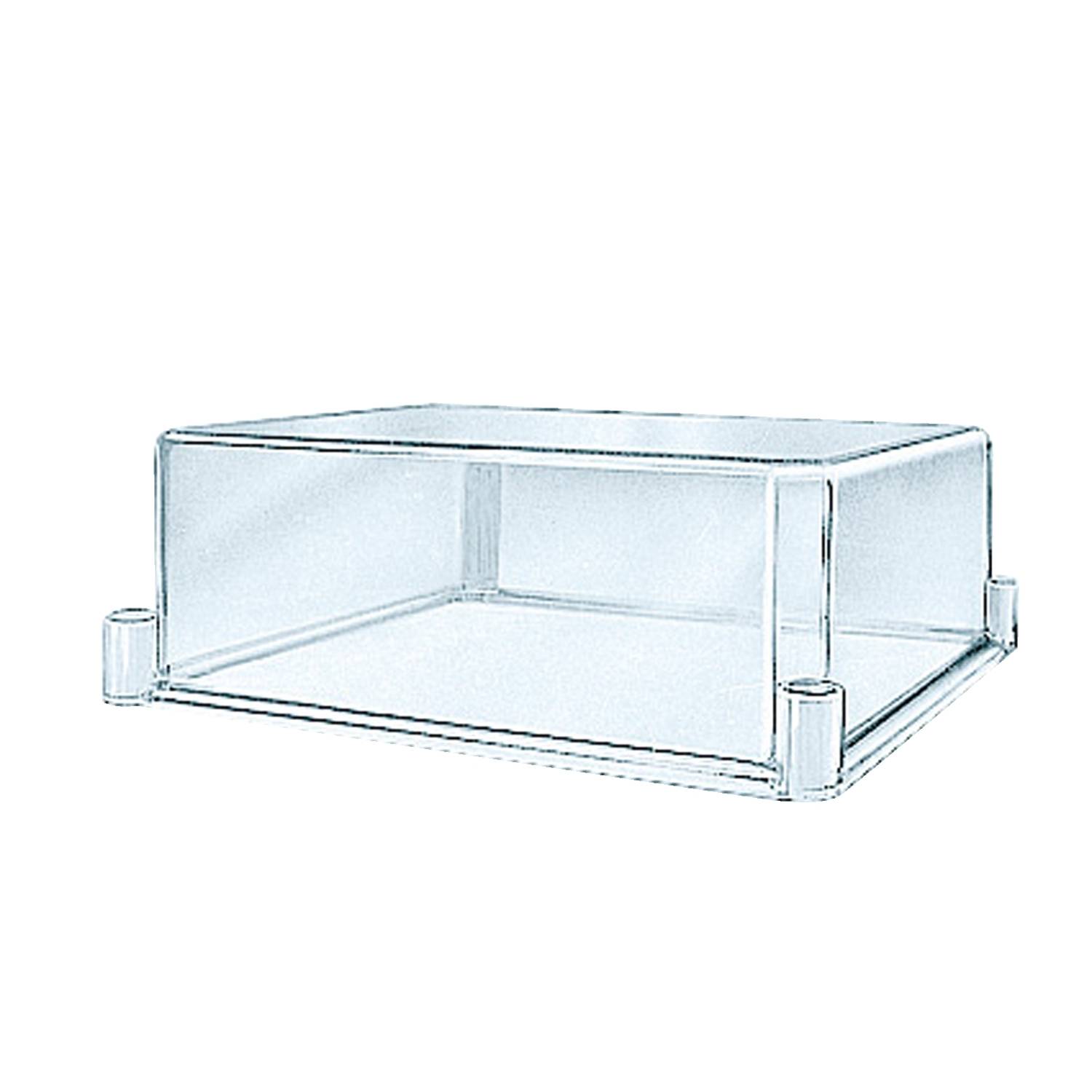 Couvercle en plastique transparent pour une boîte rectangulaire, construction simple avec des coins renforcés.
