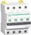 Un disjoncteur différentiel (RCBO) blanc de Schneider Electric avec un interrupteur marche-arrêt vert et plusieurs connexions en haut et en bas.