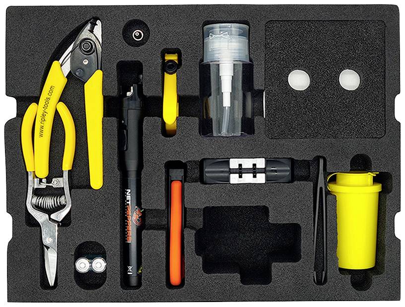 Ensemble d'outils avec support en mousse et manche jaune. Comprend un sécateur, une lampe de poche, une bouteille, un stylo et d'autres outils.