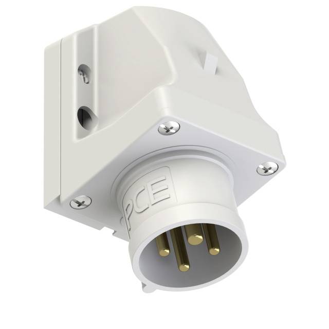 Une fiche électrique blanche à cinq broches, montée sur une base en plastique portant l'inscription 'PCE'.