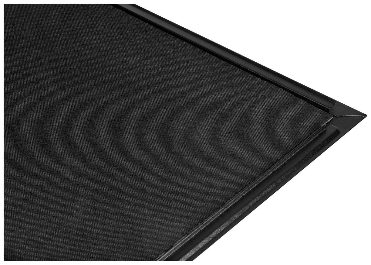 Surface structurelle noire avec cadre carré, présentée légèrement inclinée. Idéale pour les aménagements intérieurs minimalistes.