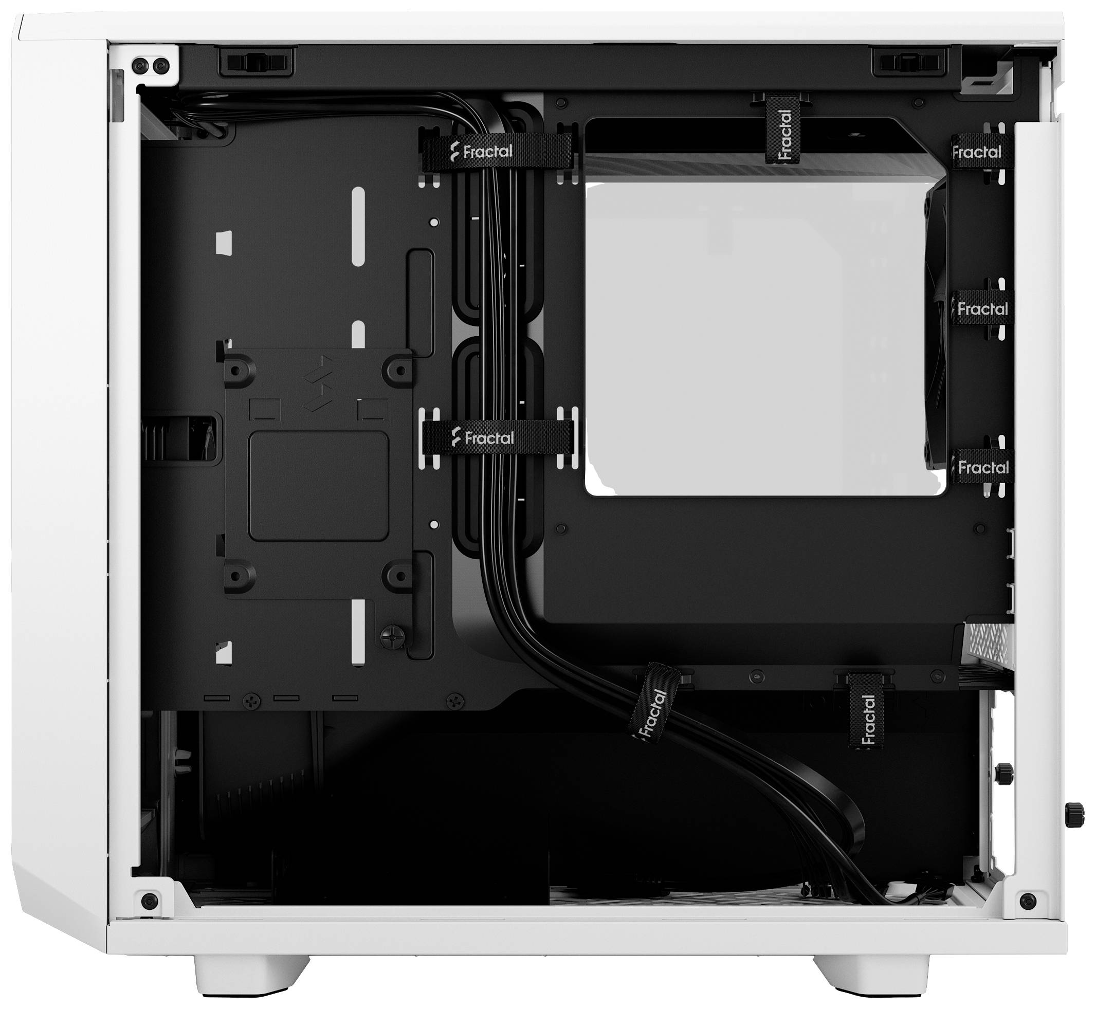 Boîtier d'ordinateur blanc, vue de côté. Intérieur ouvert avec gestion des câbles, plusieurs supports et espace pour les composants.