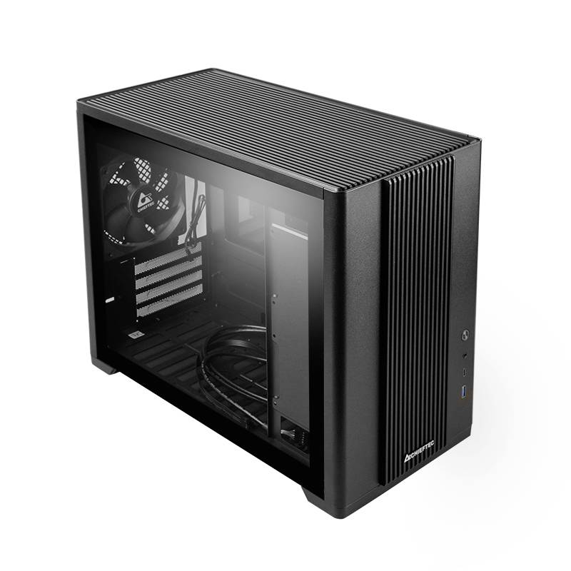 Boîtier d'ordinateur noir avec fenêtre latérale transparente. À l'intérieur, on peut voir les ventilateurs et les câbles. Idéal pour les composants informatiques et un refroidissement efficace.