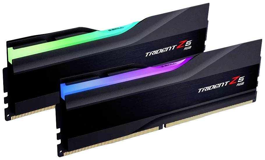 Deux modules de RAM G.Skill Trident Z5 RGB avec radiateur noir et effets lumineux colorés.
