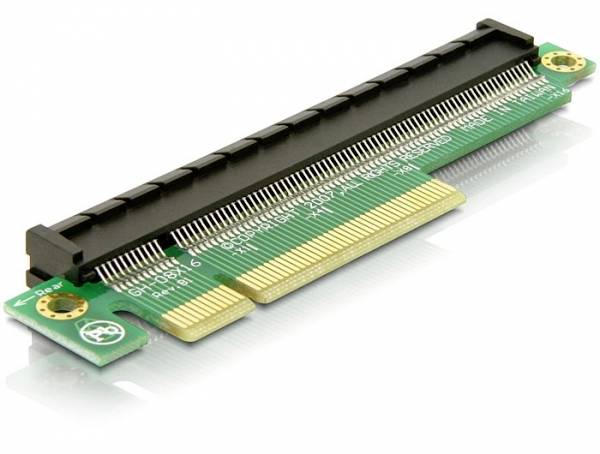 Un adaptateur de carte élévateur PCIe horizontal utilisé pour connecter des composants informatiques. Il dispose de contacts dorés et d'un circuit imprimé vert.