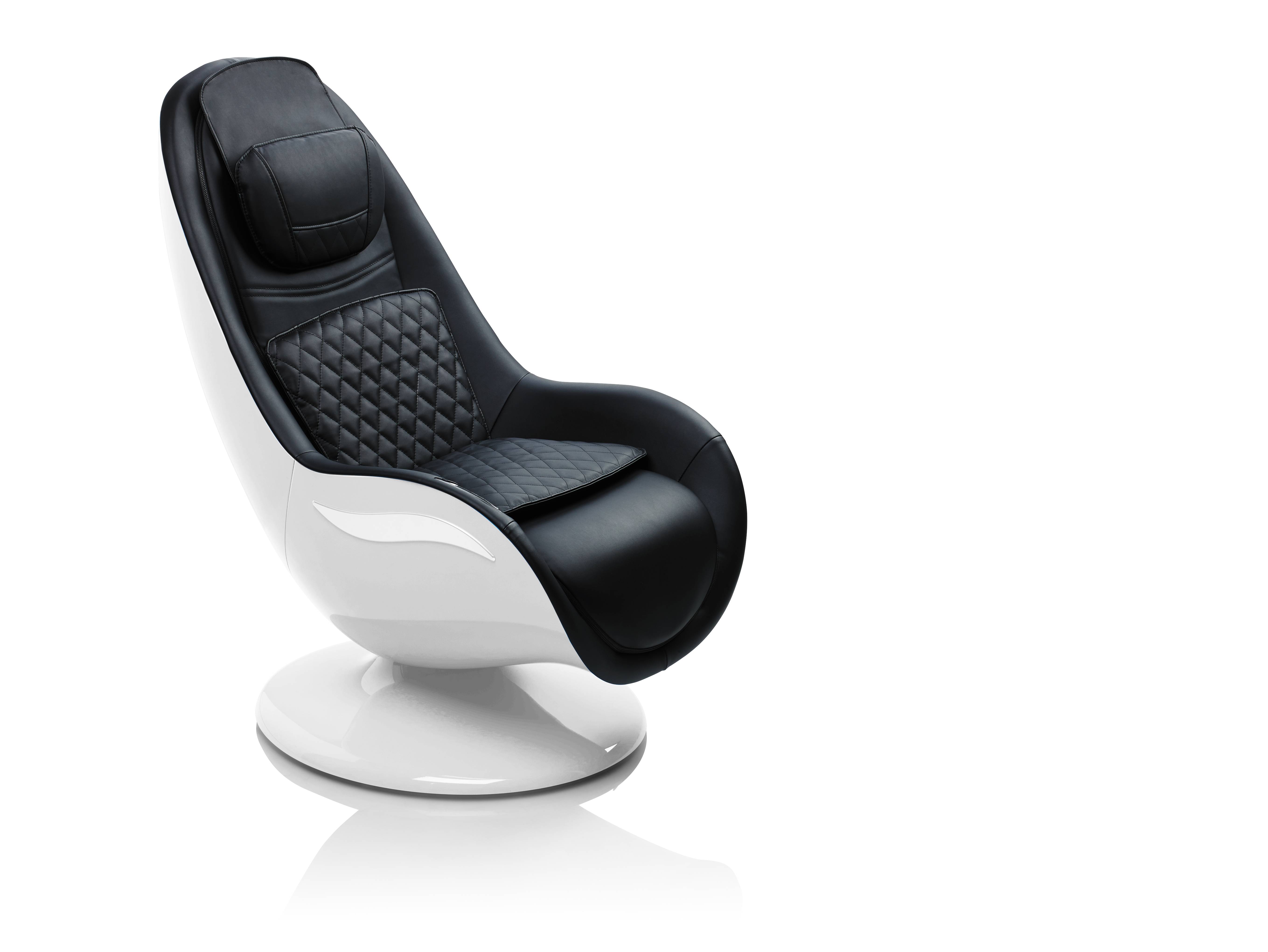 Un fauteuil de salon noir, moderne, au design ergonomique et à la garniture matelassée, reposant sur un socle blanc pivotant.