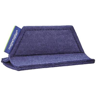 Un portefeuille bleu en feutrine avec rabat ouvert, avec une petite étiquette à gauche portant l'inscription 'magma'.