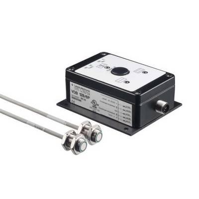 Dispositif de capteur avec boîtier de commande rectangulaire et deux capteurs cylindriques connectés. Adapté pour des applications industrielles.