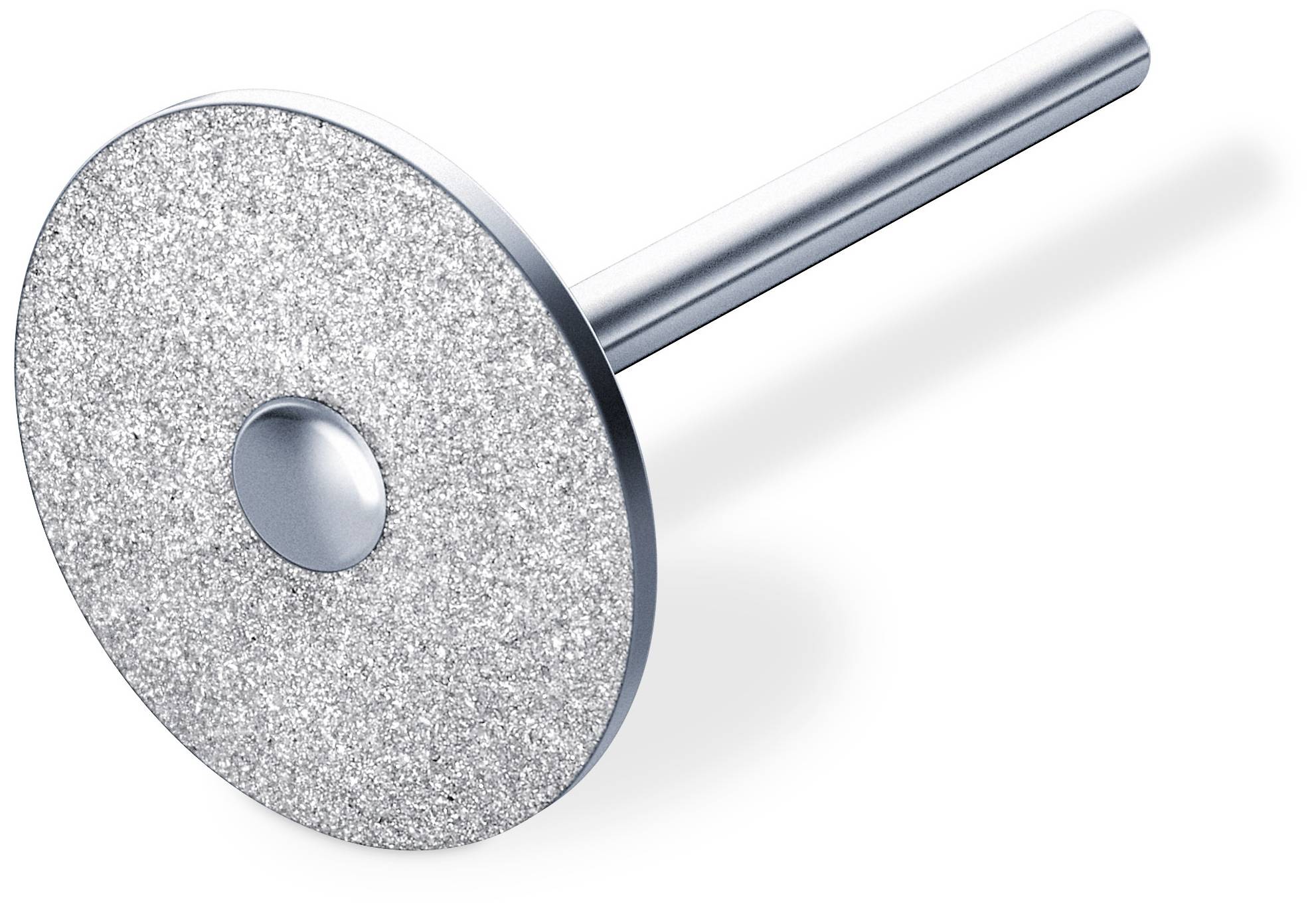 Une tête de meulage Dremel ronde, argentée, avec un revêtement abrasif fin, fixée sur une courte tige métallique.