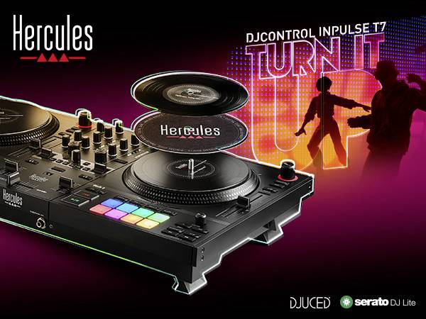 Un contrôleur DJ avec des pads colorés, deux platines vinyles, et le texte 'DJControl Inpulse T7 Turn It Up' en arrière-plan.
