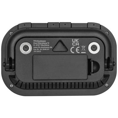 Verso d'un appareil électronique avec deux grandes vis, un compartiment à batterie et les marquages CE et UKCA. Adresse du fabricant : TFA Dostmann.