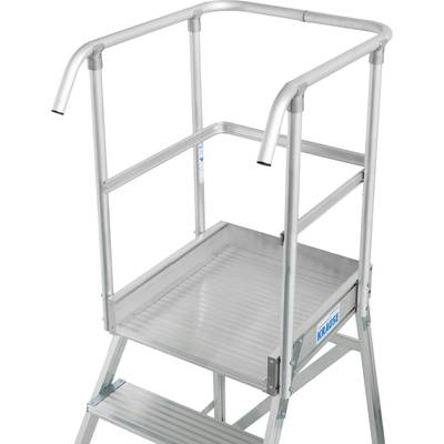 Une échelle de plateforme en aluminium avec des garde-corps et des marches antidérapantes. Idéale pour travailler en toute sécurité en hauteur.